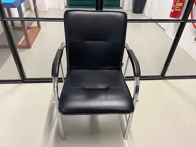 Vitra/ nowy style - 14 persoons design set - afbeelding 27 van  30