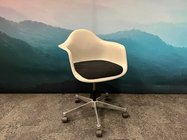 Vitra pacc - design bureaustoel - grijs - afbeelding 6 van  15