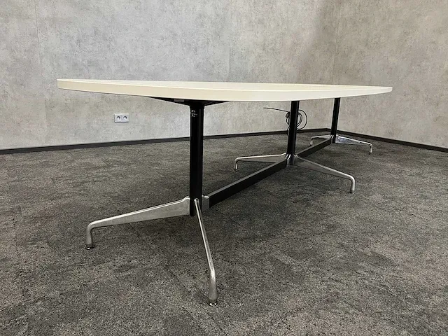 Vitra segmented - bootvorm design vergadertafel 340x120 - afbeelding 5 van  16