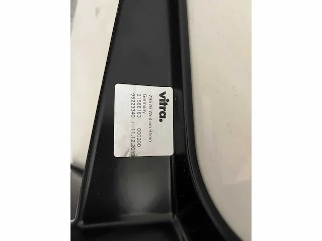 Vitra segmented - bootvorm design vergadertafel 340x120 - afbeelding 16 van  16