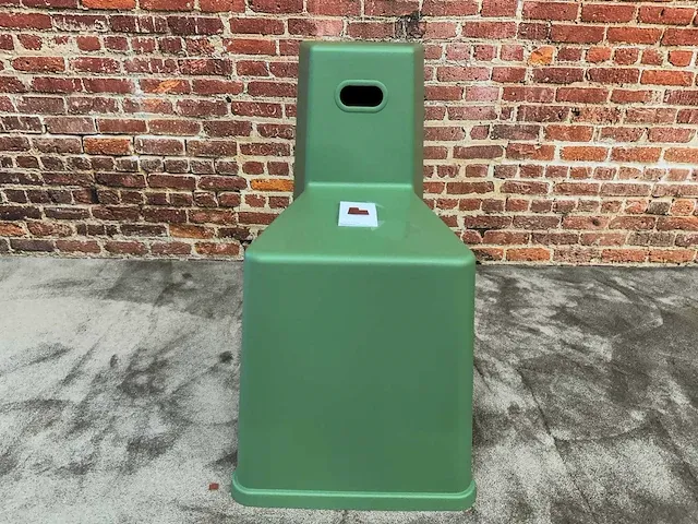 Vitra stool tool stoel - afbeelding 1 van  4