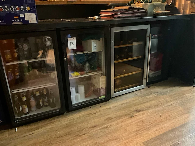 Vitrine koelkast (4x) - afbeelding 1 van  5
