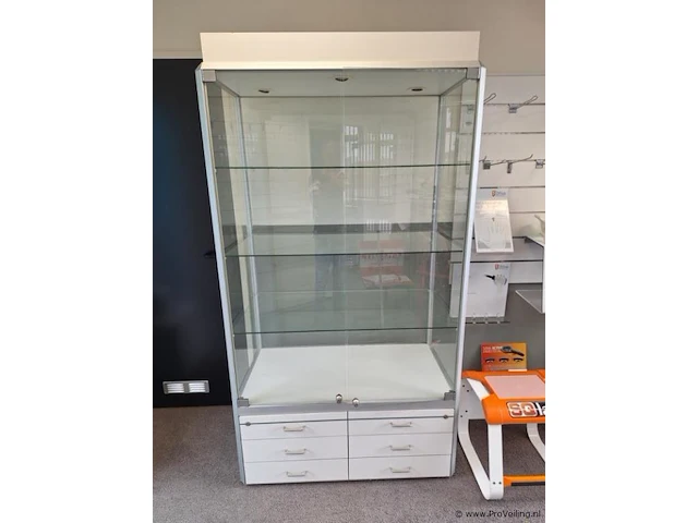 Vitrinekast - 160x60x204cm - afbeelding 1 van  5