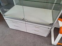 Vitrinekast - 160x60x204cm - afbeelding 4 van  5