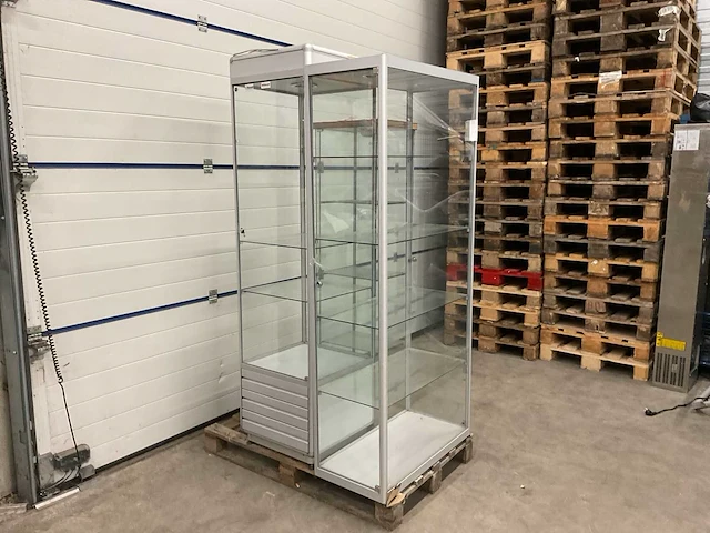 Vitrinekast (3x) - afbeelding 2 van  7