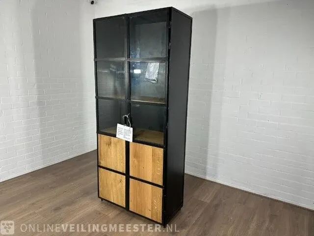 Vitrinekast – eiken – zwart stalen afwerking - afbeelding 6 van  7