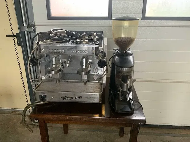 Vivienne classic espressomachine - afbeelding 1 van  11