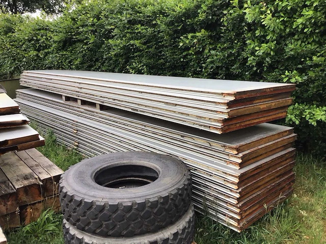 Vlakke sandwichpanelen (16x) - afbeelding 1 van  5
