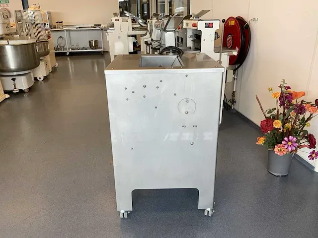 Vlb cube broodsnijmachine - afbeelding 3 van  6