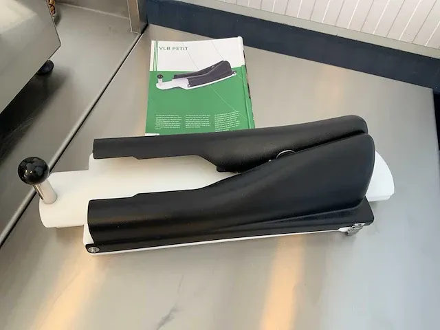 Vlb petit broodsnij apparaat - afbeelding 3 van  6