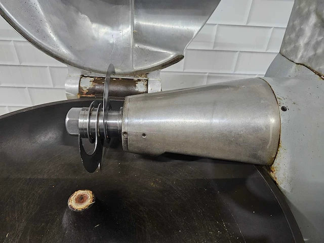 Vleeswolf- en cuttermachine - afbeelding 7 van  11