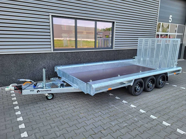 Vlemmix machinetransporter 400x180cm 3500 kg 3x 1350kg as 2024 - afbeelding 1 van  3