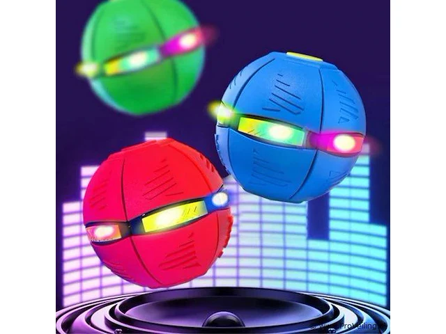 Vliegende ufo bal – binnen en buiten gebruik - blauw - afbeelding 1 van  3