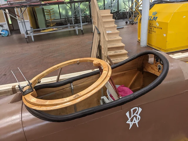 Vliegtuig restauratieproject halberstedt - afbeelding 5 van  31