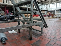 Vliegtuigtrap met bordes - afbeelding 5 van  18