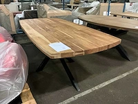 Vlijmen eetkamertafel - afbeelding 1 van  4
