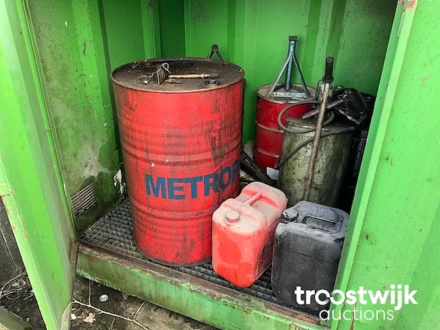 Vloeistof container - afbeelding 3 van  3