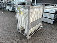 Vloeistoftank in frame - afbeelding 3 van  8