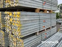 Vloerdeel / vlonder buisoplegging