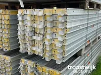 Vloerdeel / vlonder buisoplegging - afbeelding 2 van  3