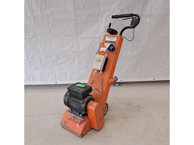 Vloerfreesmachine 230v trelawny, tfp200 230v, bouwjaar 2019 - afbeelding 1 van  7