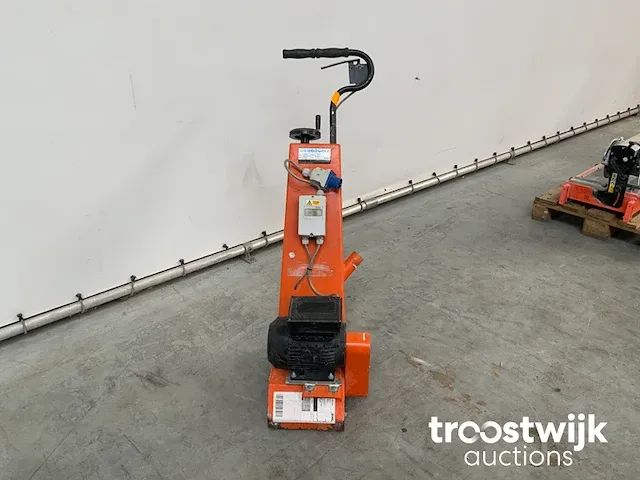 Vloerfreesmachine - afbeelding 2 van  8