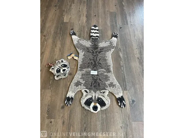 Vloerkleed en 3x wanddecoratie doing goods, rocky wasbeer - afbeelding 2 van  2
