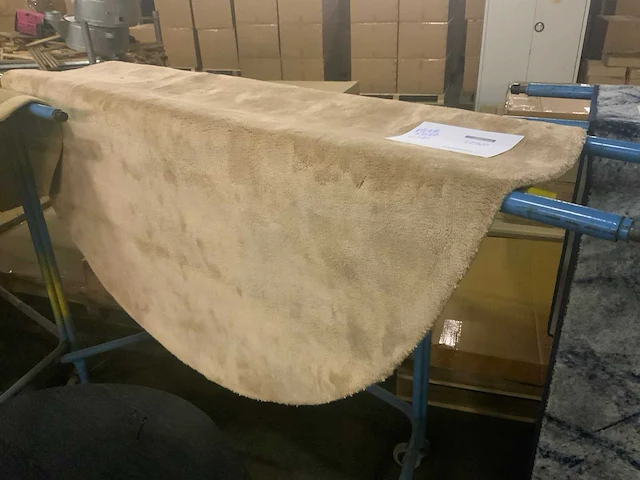 Vloerkleed rond 180cm - afbeelding 1 van  3