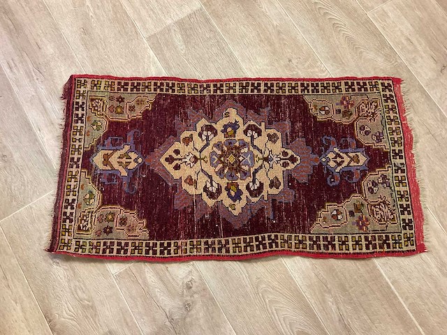 Vloerkleedje, voor en achterkant - afbeelding 2 van  2