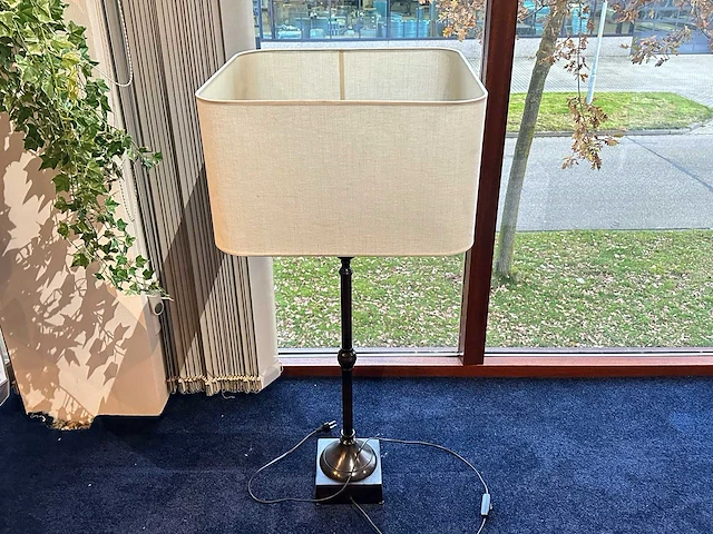 Vloerlamp 100 cm hoog - afbeelding 1 van  3