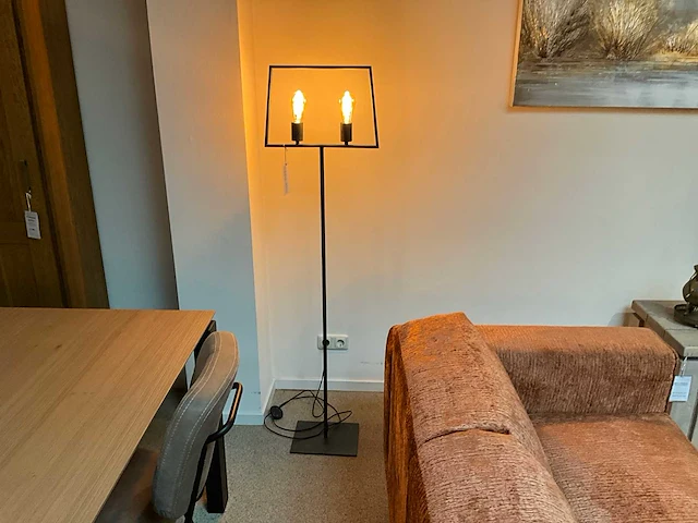 Vloerlamp 2l - afbeelding 1 van  6