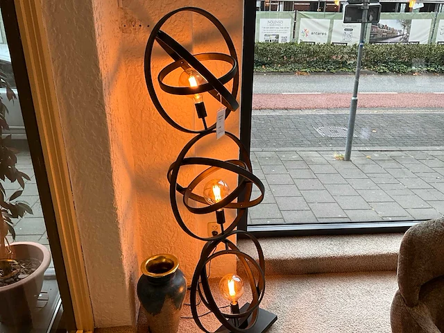 Vloerlamp - afbeelding 1 van  5