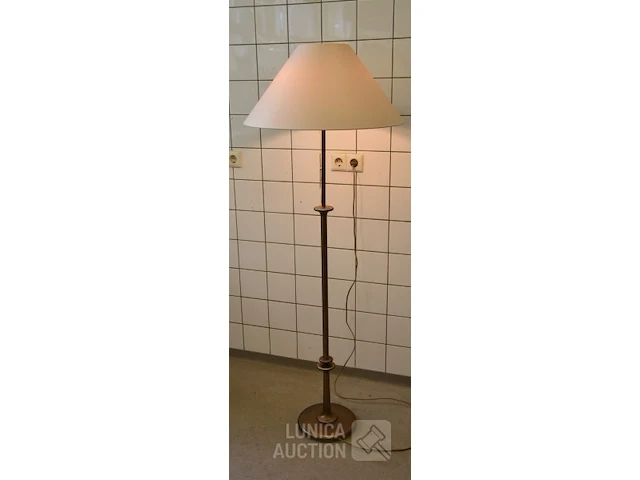 Vloerlamp - afbeelding 1 van  5