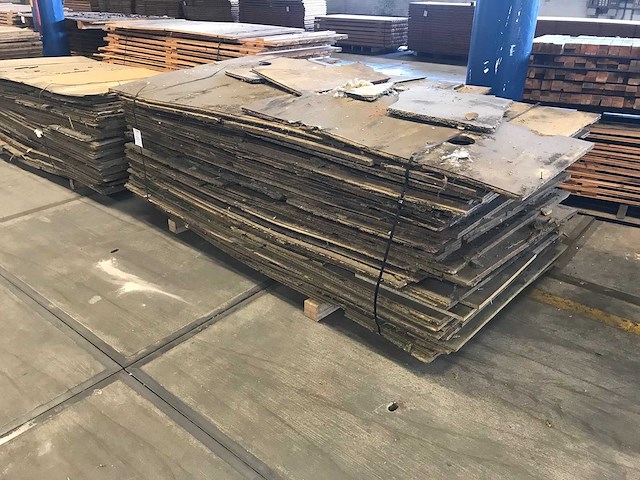 Vloerplaten gebruikt spaanplaat - afbeelding 2 van  2