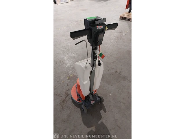 Vloerreiniger/schuurmachine - 450mm - 230v numatic, hfm 1515, bouwjaar 2018 - afbeelding 5 van  9