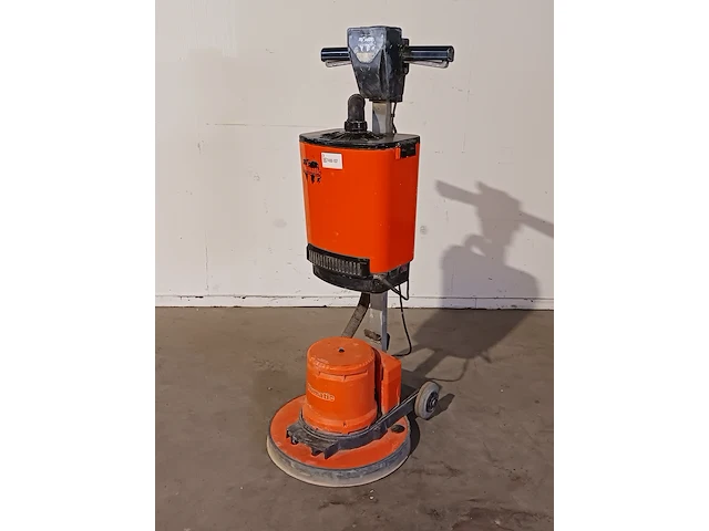 Vloerschuurmachine roterend - 230v numatic, hfm 1515, bouwjaar 2016 - afbeelding 1 van  12