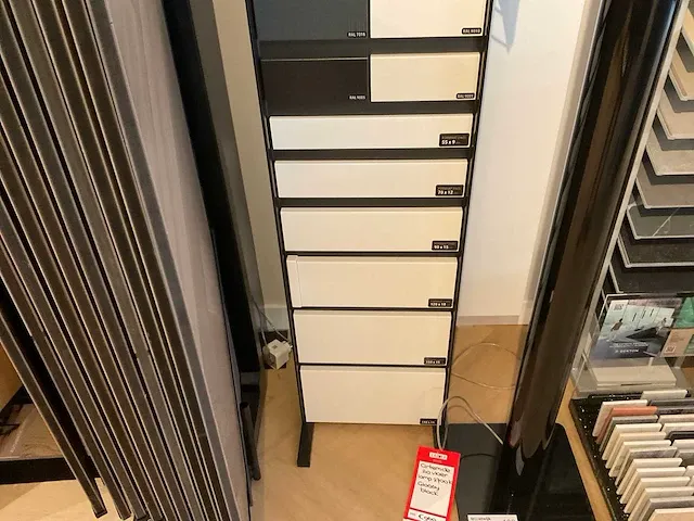 Vloerstalen + displays - afbeelding 9 van  11