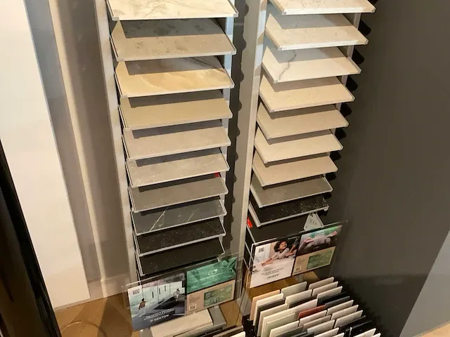 Vloerstalen + displays - afbeelding 11 van  11