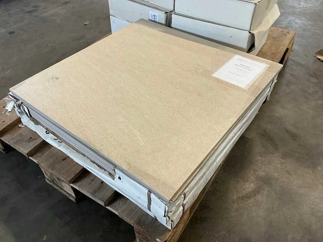 Vloertegel beton fumo nat (5 m2) - afbeelding 2 van  5