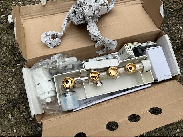 Vloerverwarming materieel & toebehoren - afbeelding 8 van  12