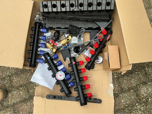 Vloerverwarming materieel & toebehoren - afbeelding 9 van  12