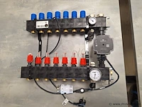 Vloerverwarming verdeler - met grundfos upm3 pomp - afbeelding 1 van  3