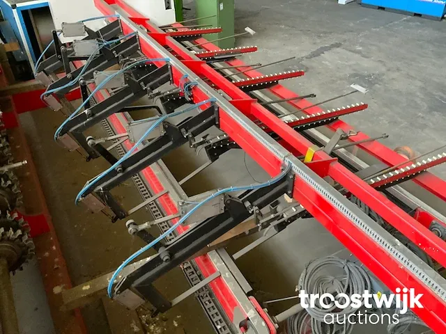 Vloerverwarmingsproductiemachine - afbeelding 7 van  16