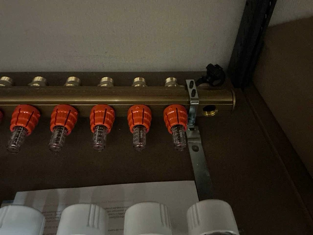 Vloerverwarmingverdeler - afbeelding 3 van  3