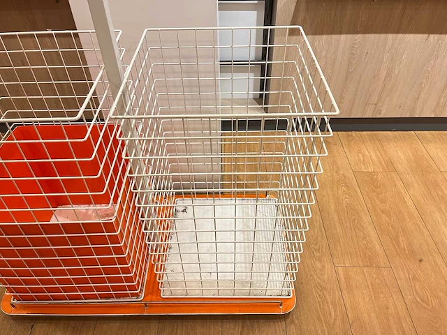 Vlonder met twee stortmanden (2x) - afbeelding 5 van  5