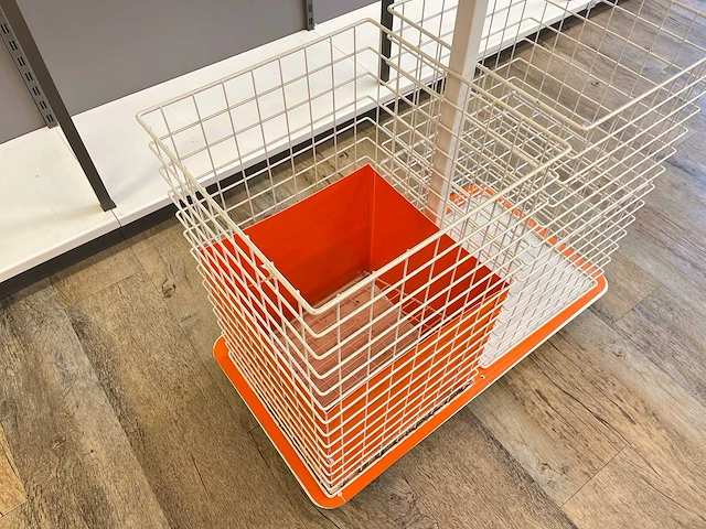 Vlonder met twee stortmanden - afbeelding 3 van  4