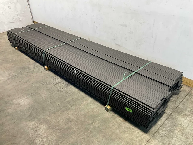 Vlonderplank composiet massief 420x25x2,2 cm antraciet (10x) - afbeelding 1 van  8