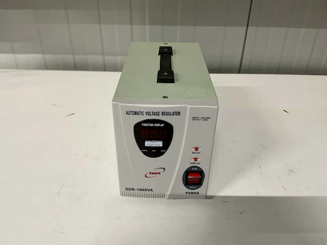 Vmark sdr-1000va automatische spanningsregelaar - afbeelding 1 van  3
