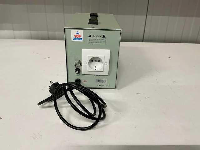 Vmark sdr-1000va automatische spanningsregelaar - afbeelding 3 van  3