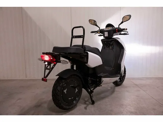 Vmoto - vt120ld - elektrische bezorgscooter - afbeelding 2 van  22